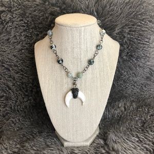 boho marble choker with horn pendant